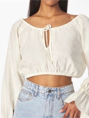 NWT WeWoreWhat Whisper White On/Off-Shoulder Tie Front Top, Size Small
